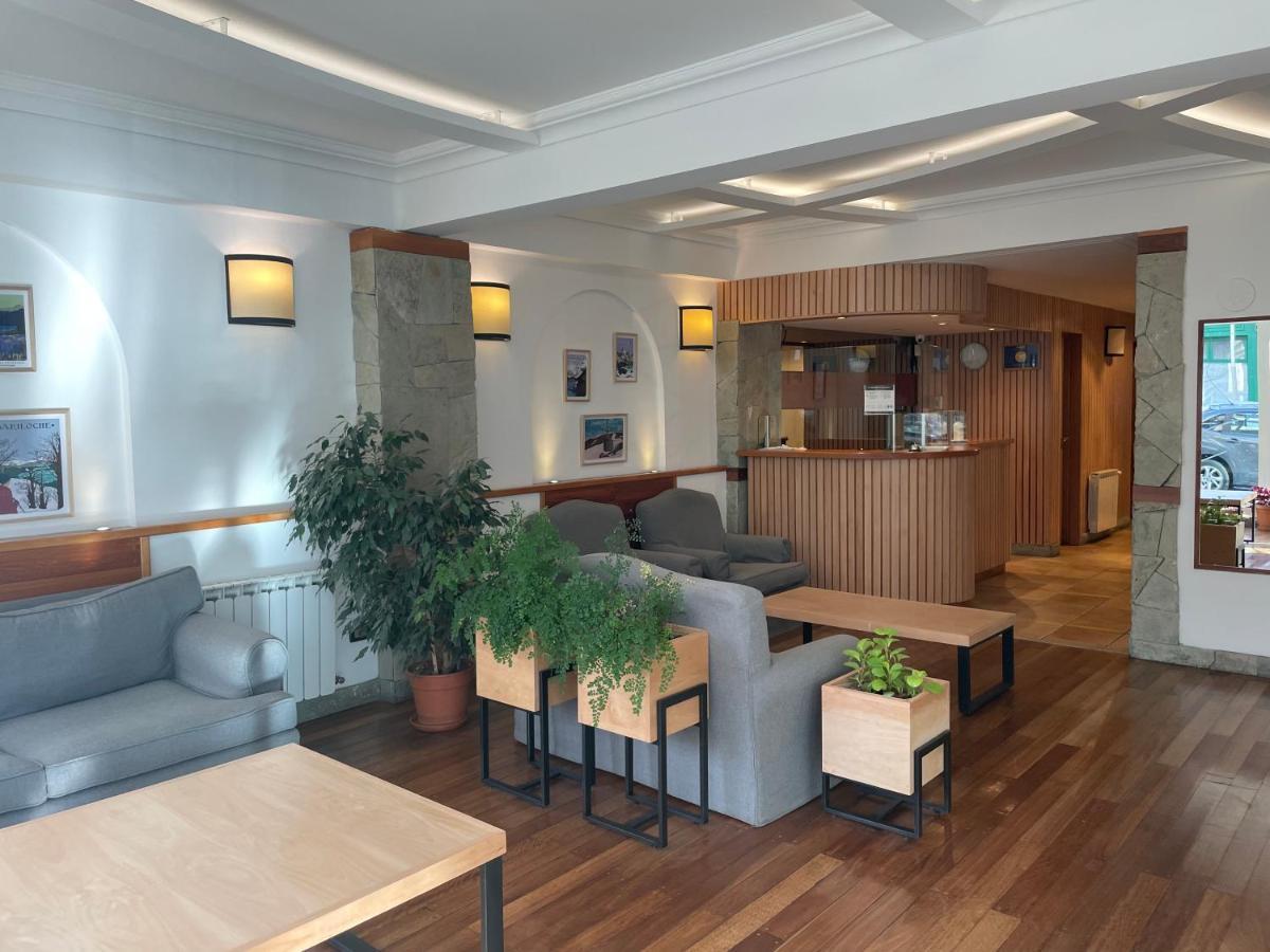 Hotel Ayres Del Nahuel Сан Карлос де Барилоче Екстериор снимка
