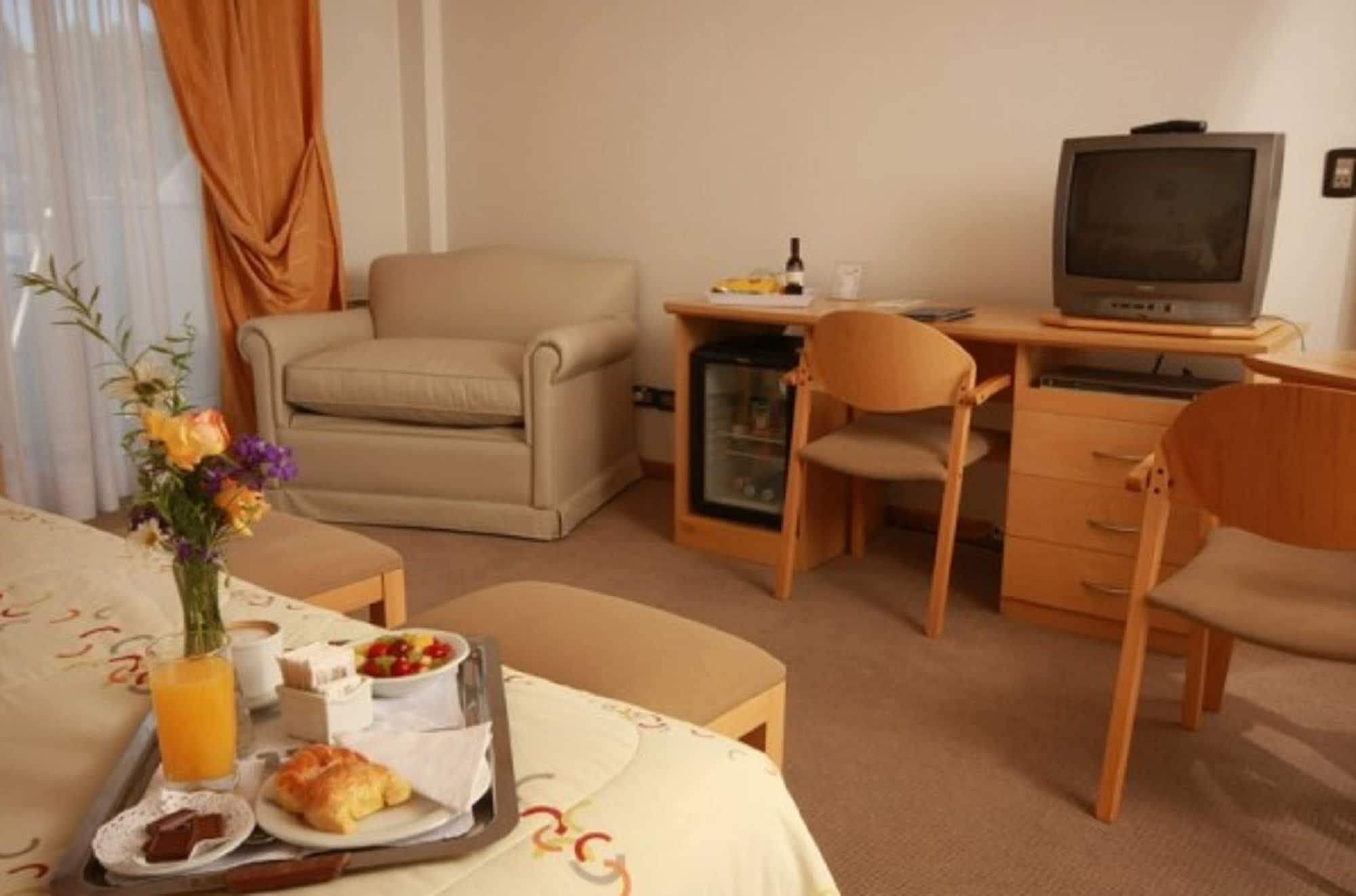 Hotel Ayres Del Nahuel Сан Карлос де Барилоче Екстериор снимка