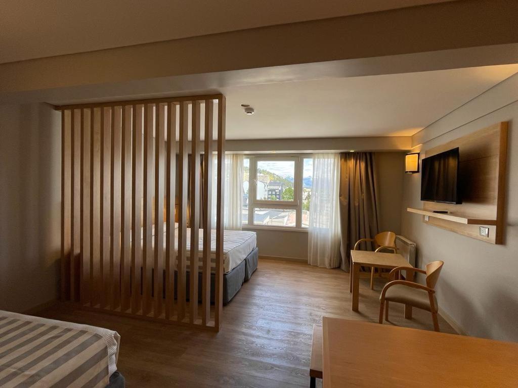 Hotel Ayres Del Nahuel Сан Карлос де Барилоче Екстериор снимка
