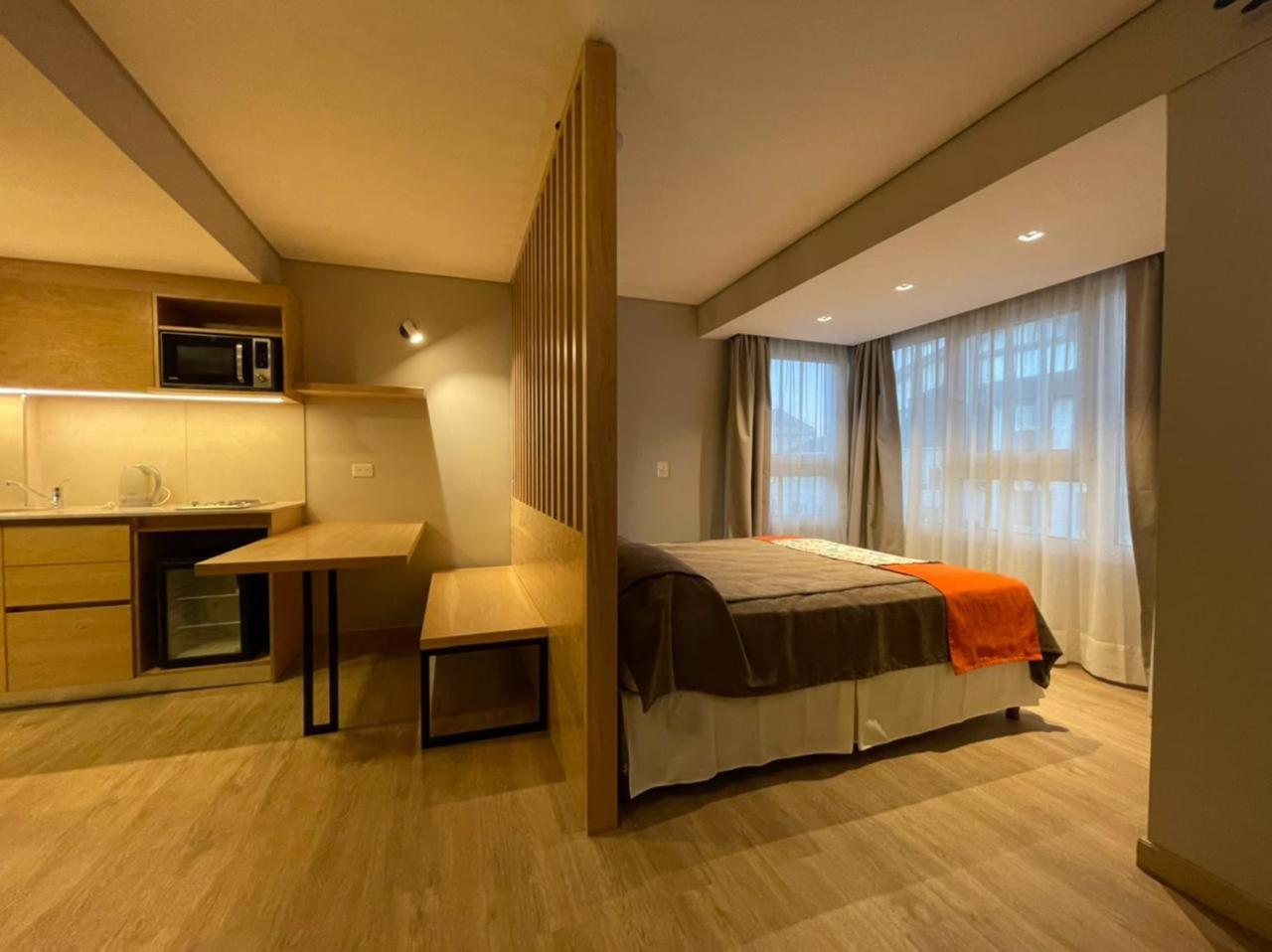 Hotel Ayres Del Nahuel Сан Карлос де Барилоче Екстериор снимка