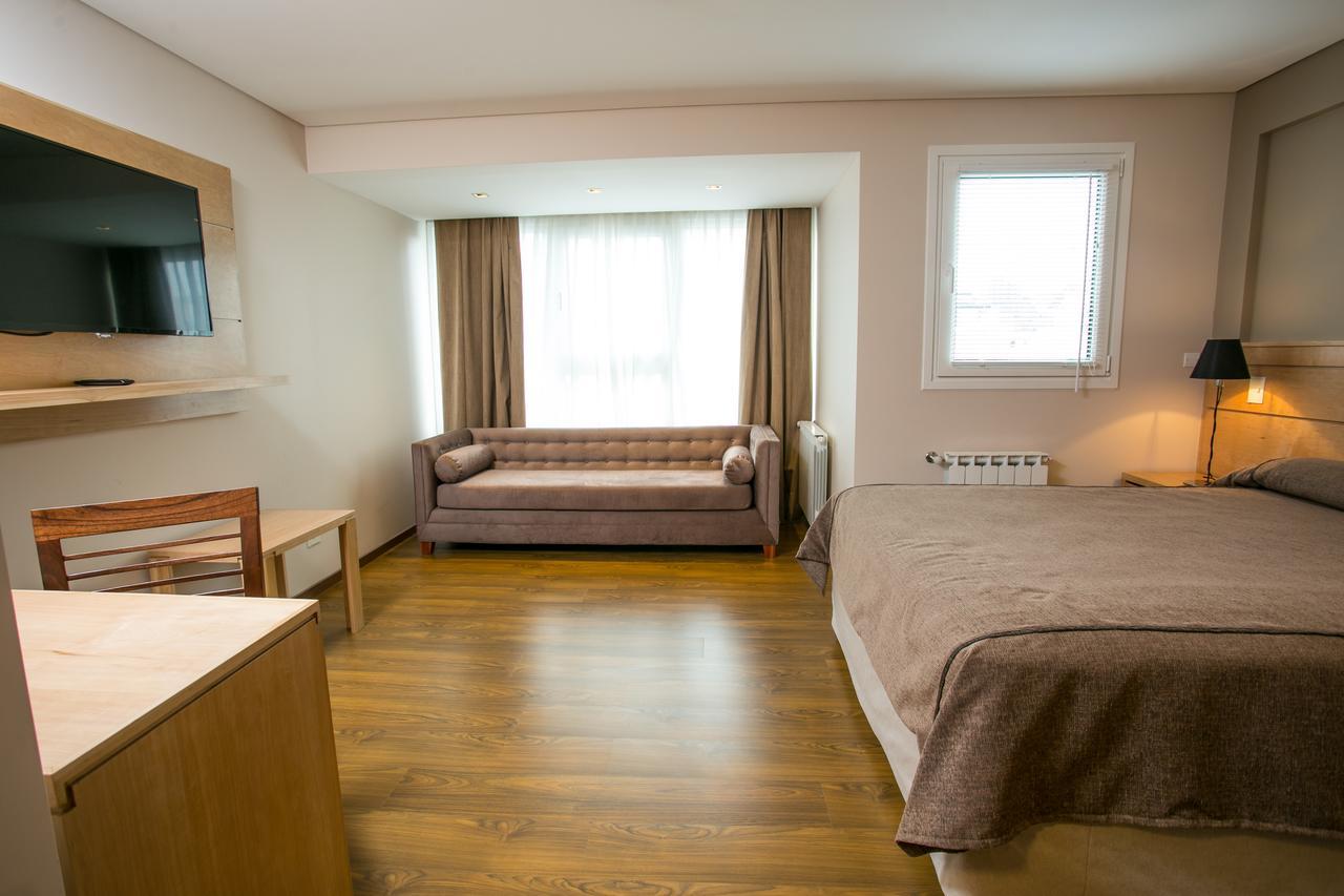 Hotel Ayres Del Nahuel Сан Карлос де Барилоче Екстериор снимка