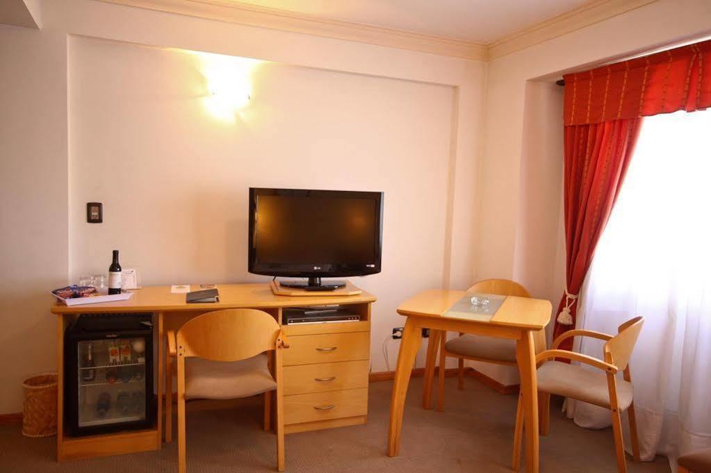Hotel Ayres Del Nahuel Сан Карлос де Барилоче Екстериор снимка